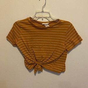 ❤️ 3/$13 Atticute Orange White Striped Crop Shirt
